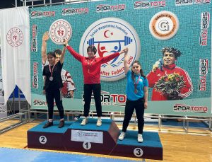 Haltercilerimiz Türkiye Şampiyonasına Damga Vurdu