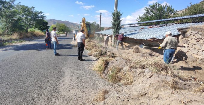 Kanyurt mevkiinde yol genişleme çalışması başladı