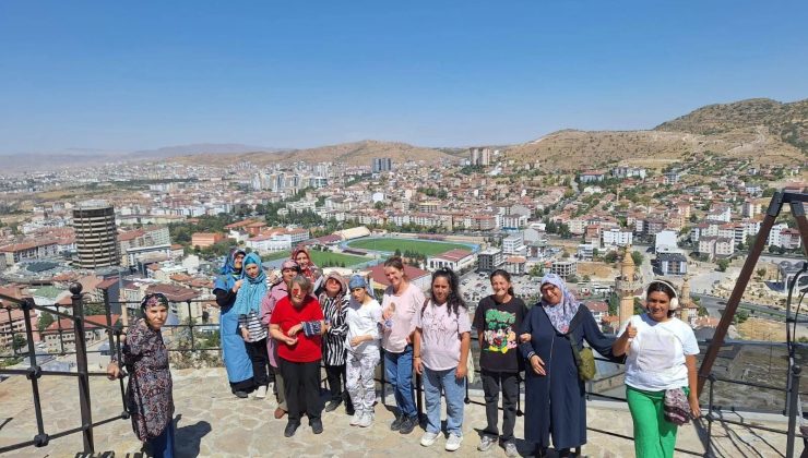 Gezi turu ile Özel bireyler Kayaşehir’i keşfetti