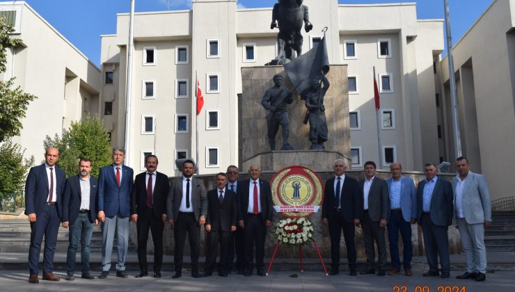 Ahilik Haftası Kutlamaları Çelenk Töreni ve ziyaretlerle başladı