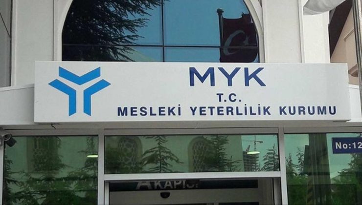 Mesleki Yeterlilik Kurumuna yeterli olmadığı için yönetmelik değiştirildi