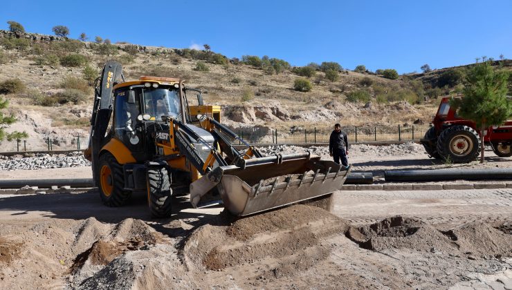 Altyapı Yenileme Çalışmaları Sürüyor