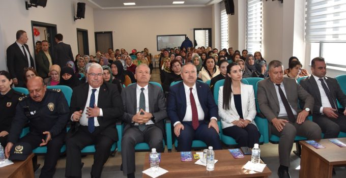 Mahmut-Dudu Yazıcı Anadolu Lisesi öğrencilerine bilgilendirme