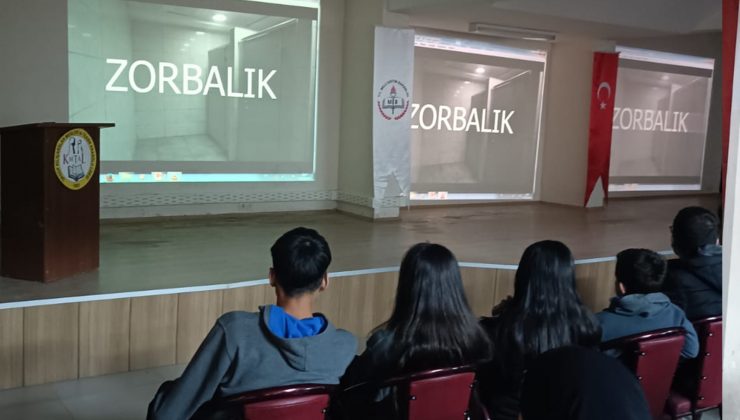 250 Lise Öğrencisi Akran Zorbalığı konusunda bilgilendirildi