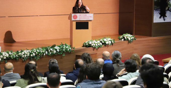 “Kültür Varlığı Kaçakçılığı ile Mücadele: Kamu-Akademi İş Birliği” konferansı düzenlendi