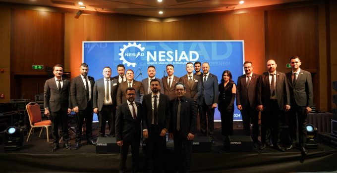 NESİAD Ailesi, Yıl Sonu Yemeğinde Buluştu