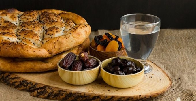 Ramazan’da Dengeli Beslenme İçin 4 Besin Grubu Önerisi