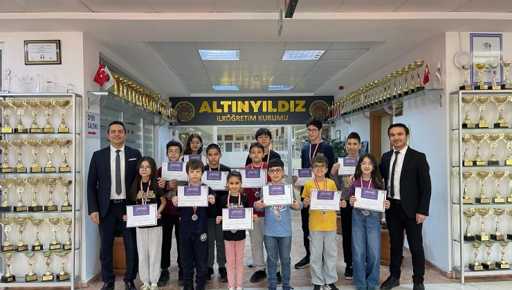 Zeka Şampiyonasında Birinci Yine Altınyıldız