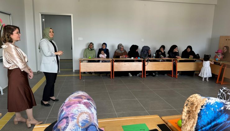 “Maarif Modeli Ebeveyn Okulu” ve “Aile Okulu” Kursları Açılmaya Devam Ediyor