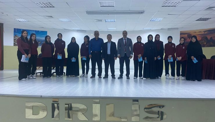 Diriliş Kız Anadolu İmam Hatip Lisesinde Panel Gerçekleştirildi