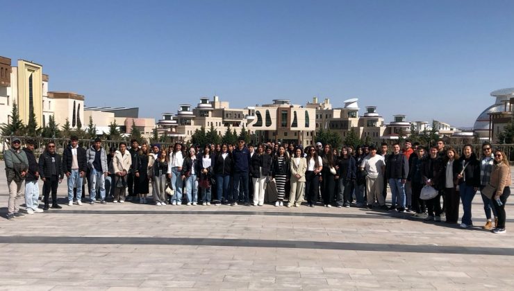 Afyonkarahisar, Mersin ve İzmir’den Lise Öğrencilerine NEVÜ Tanıtıldı